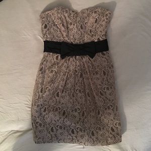 Spring time cute lace strapless dress