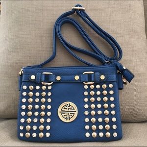 Studded cross body purse nwot