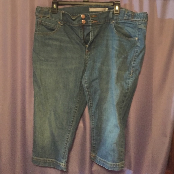 Capris
