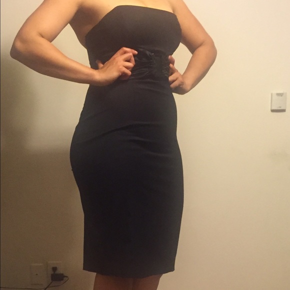 Dress - Picture 1 of 4