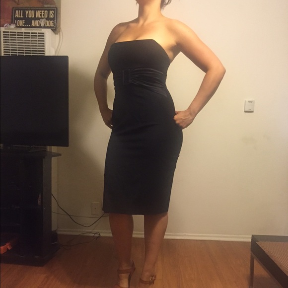 Dress - Picture 2 of 4