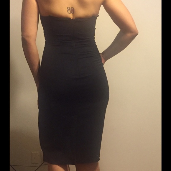 Dress - Picture 3 of 4