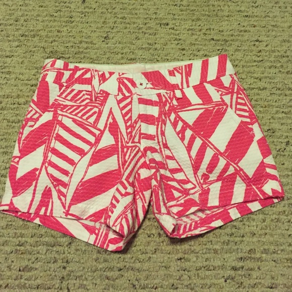 Lilly Pulitzer Callahan shorts - Picture 1 of 4