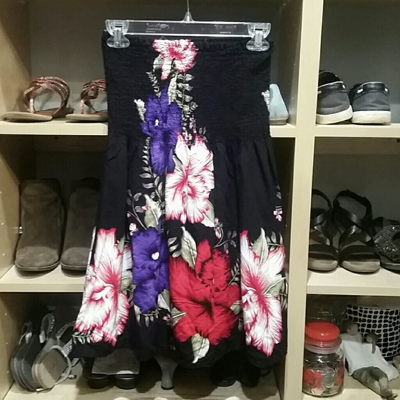 Strapless floral mini