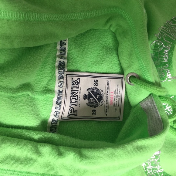 Victoria secret sweater - Picture 2 of 4