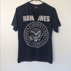 Ramones band tee