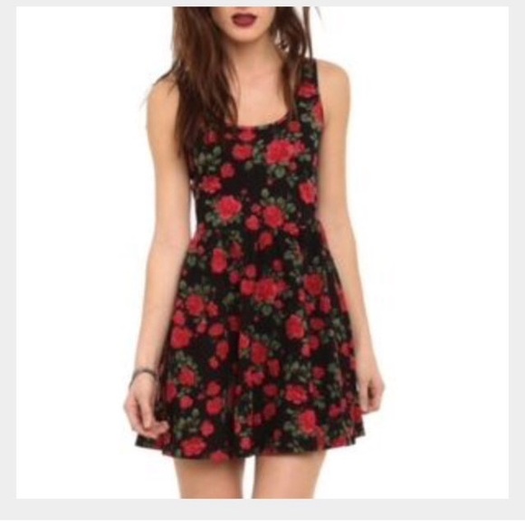 Hot topic dress