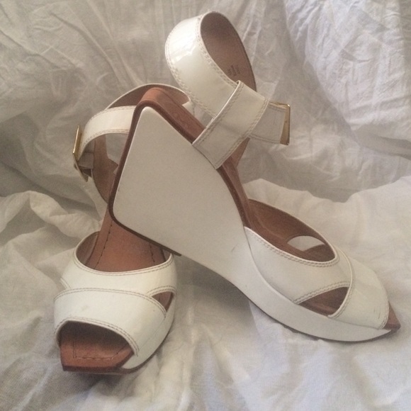 Modern Vintage Wedges