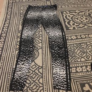 ⭐️Adidas leggings