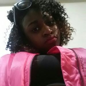 Meet your Posher, Sharika