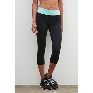 Forever 21 Colorblock Fold-Over Capri Leggings