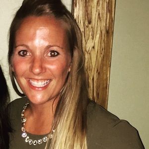 Meet your Posher, Carrie