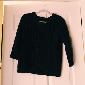 Adorable navy blue sweater!!😻😻