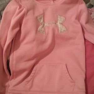 Girls size medium camo under armour hoodie