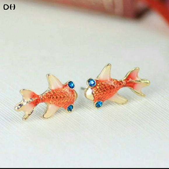 Boutique  Jewelry - LAST PAIR! GOLD KOI STUD EARRINGS