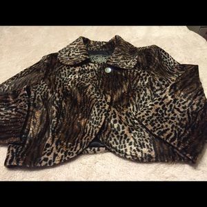 Cropped Leopard Print Guess Jacket