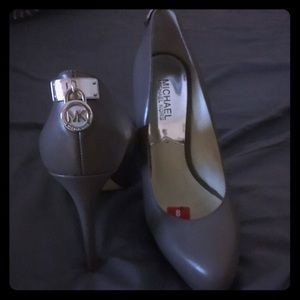 MICHAEL KORS high heels