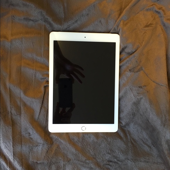 64 gb Apple iPad. Exceptional. Wifi&Cellular