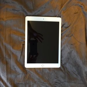 64 gb Apple iPad. Exceptional. Wifi&Cellular