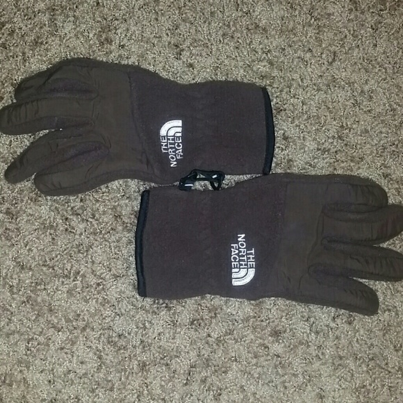 North face gloves