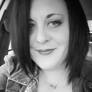 Meet your Posher, Debby