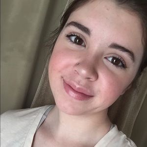 Meet your Posher, Bethany