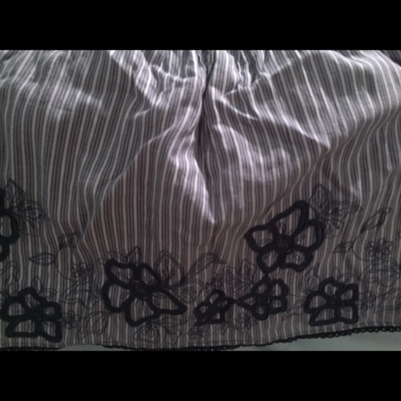 Abercrombie & Fitch Tube Top W/ Flowers