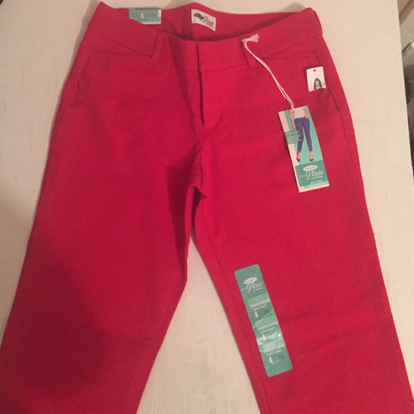 Red Pixie Cut Capris