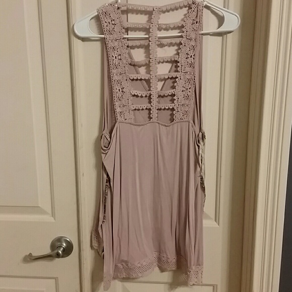 Tank top - Picture 2 of 2