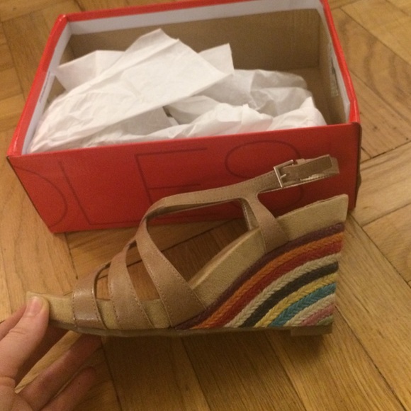 NWT aerosole wedge sandal
