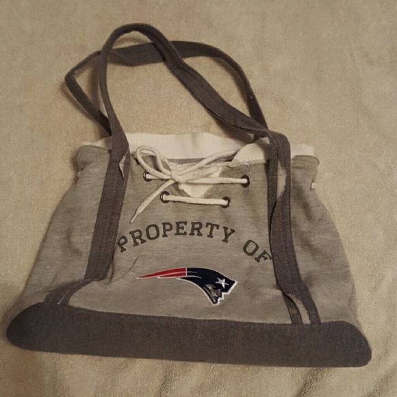 Patriots purse