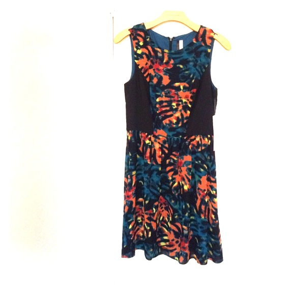 Kensie pieced fabric dress