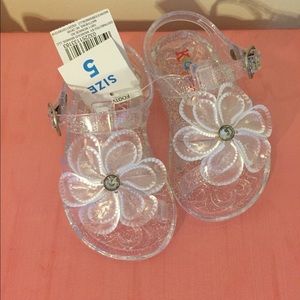 Infant / Toddler sandals. Size 5 girls.