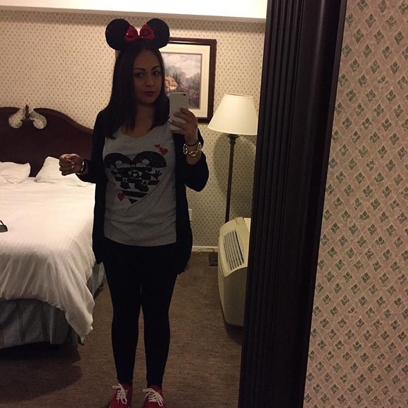 Meet your Posher, Alexis - Picture 1 of 1