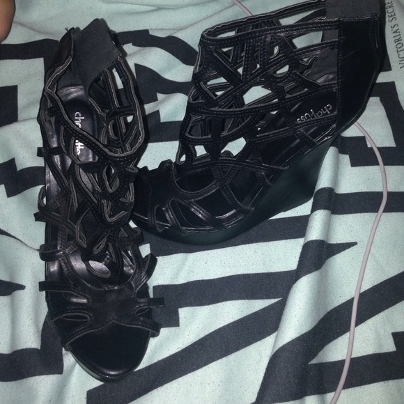 Black CHARLOTTE RUSSE wedges