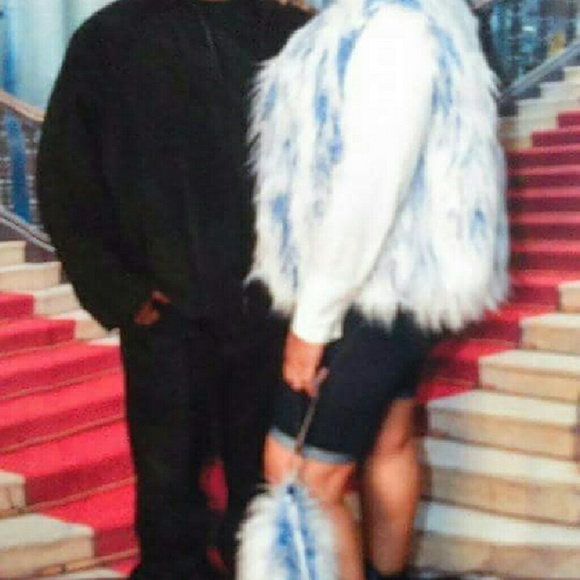 Vest & clutch - Picture 1 of 1