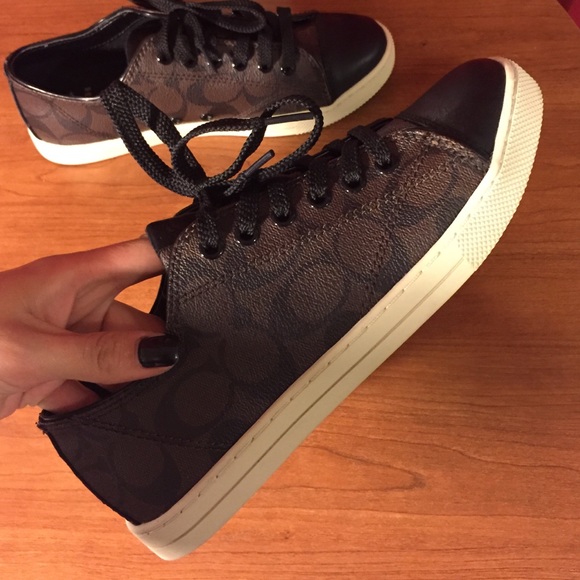 Traded - Picture 3 of 4