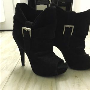 Jessica Simpson open toed booties barely used