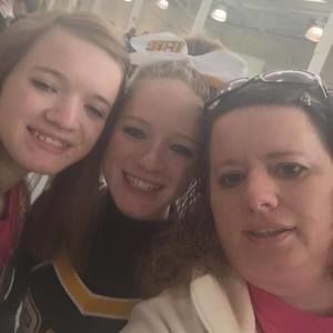 Meet your Posher, April