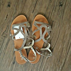 Taupe designed sandals