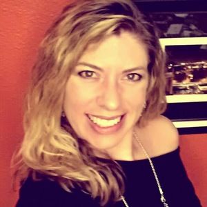 Meet your Posher, Leah