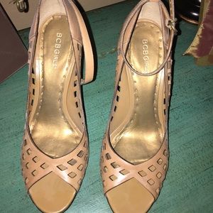 Tan BCBG Girls 3 inch heels Size 9