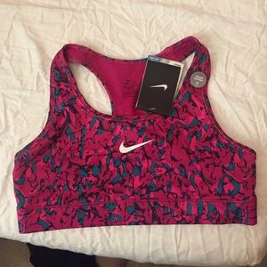 Sports bra