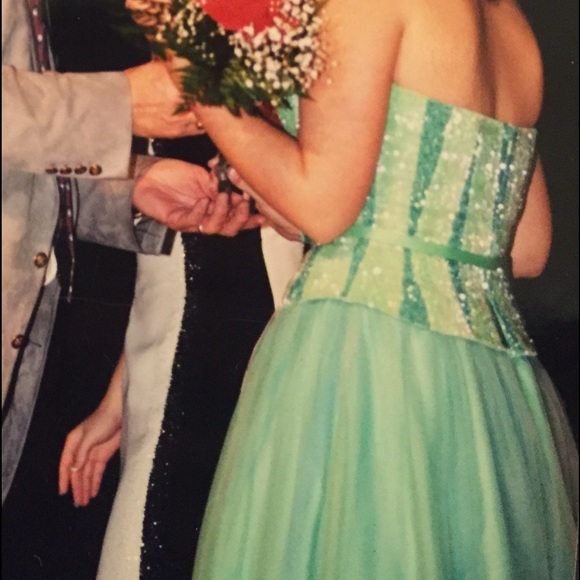 Strapless Prom/Pageant Gown - Picture 2 of 3
