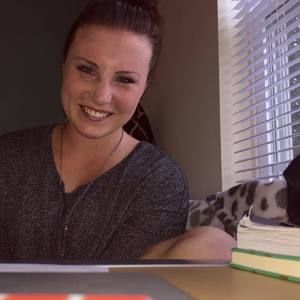 Meet your Posher, Casey