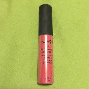NYX soft matte lip cream
