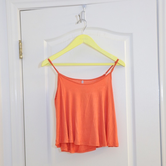 Flowy crop top