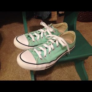 Mint aqua converse Chuck Taylor