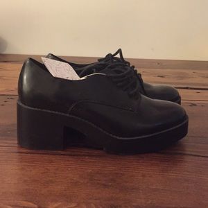 Zara lace up patent leather creepers