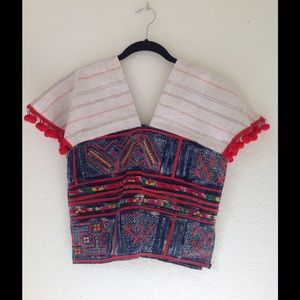 Mhong hill tribe top